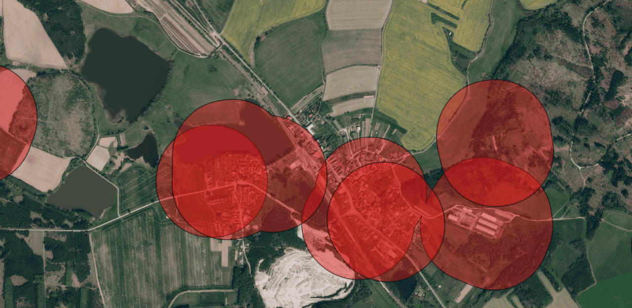 1763983419_1763983418856